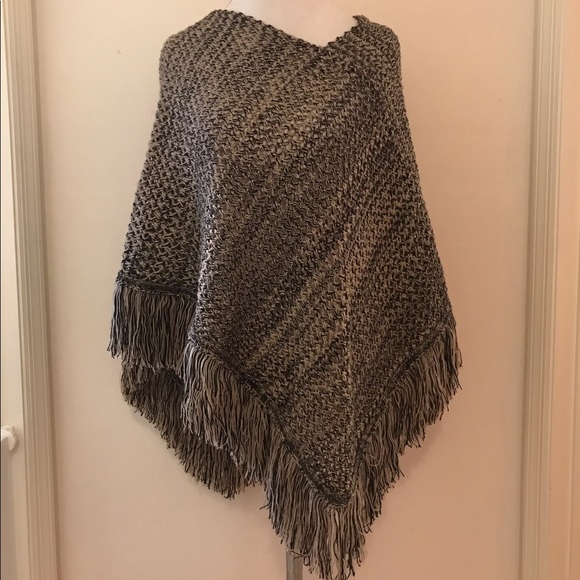 casual options Accessories - Casual Options Shawl